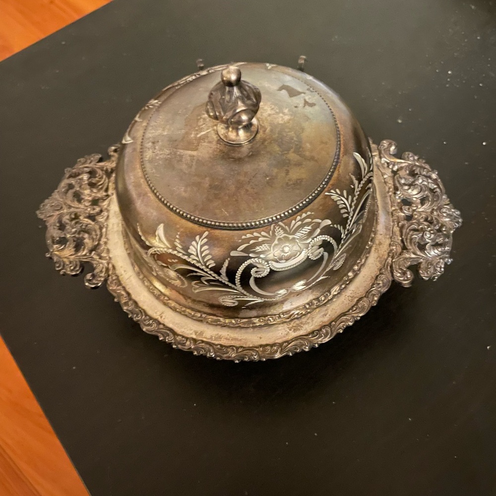 Beautiful Antique C 1850 -  1900 Meriden B Company Butter Dish - Picture 3 of 8